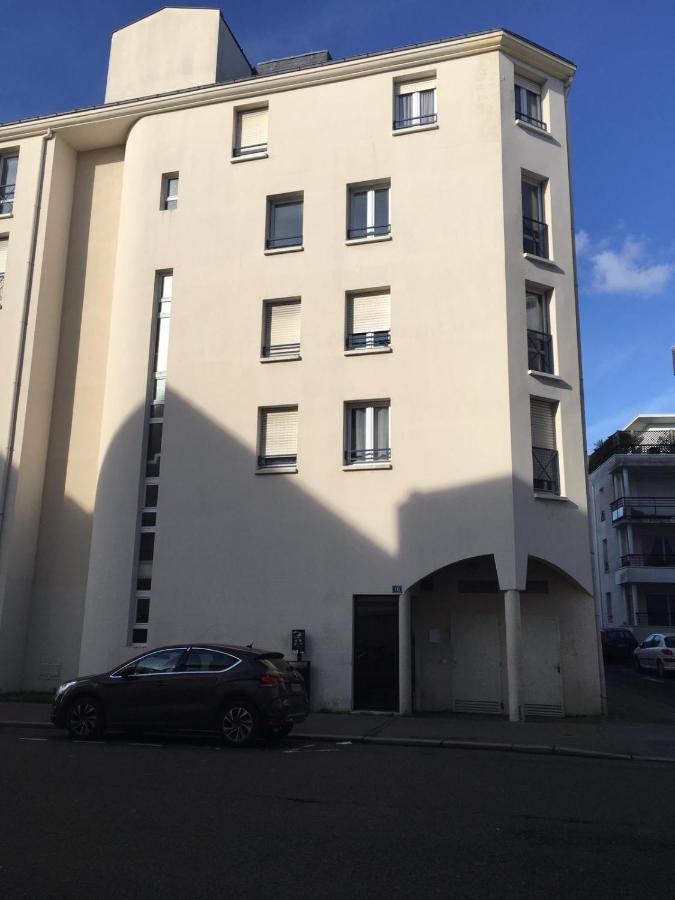 Studio Centre-Ville Avec Terrasse Et Parking Securise Gratuit Nantes Exterior photo
